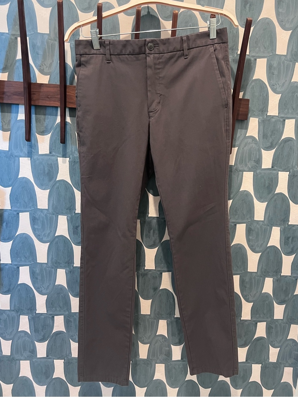 Everlane Uniform Slim Fit Pants/chinos. Gray. Worn once. 32x32.